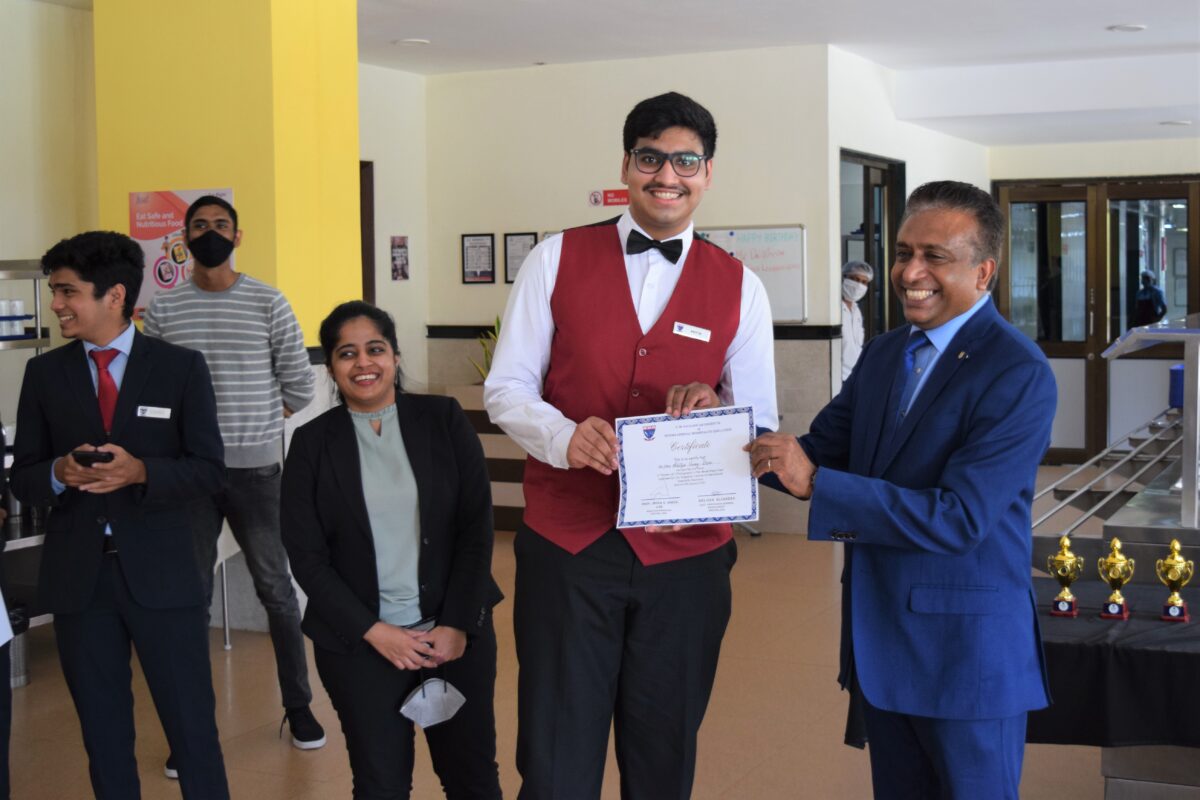 Aditya-Desai-runner-up-of-Photography-competition-with-Prof.-Irfan-S.-Mirza-Director-and-Principle-VMSIIHE.