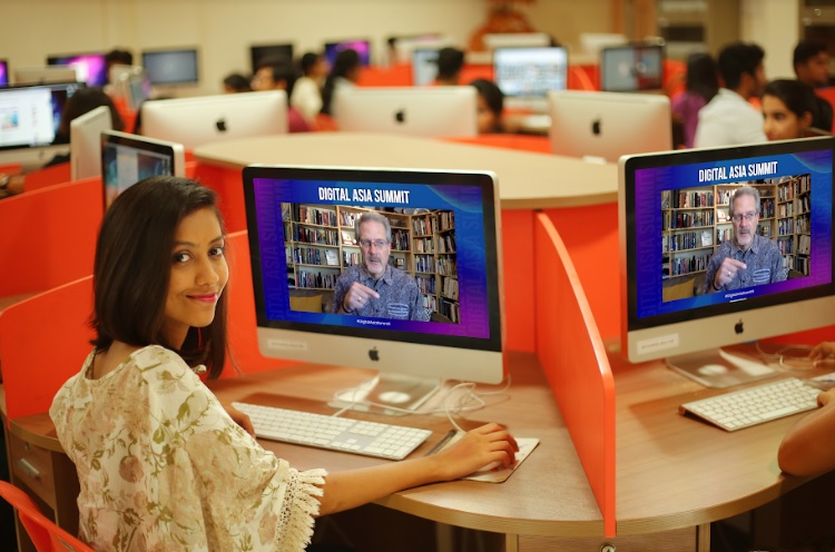 Students of HITS attending Digital Asia Summit