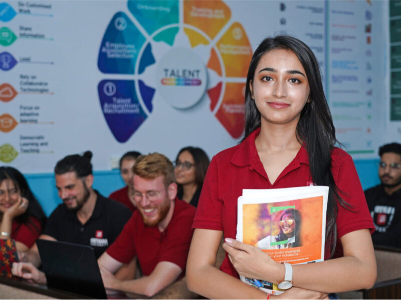 Top 10 Business Courses to Choose For Landing Your Dream Job - Chitkara University