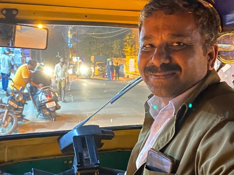 This Bengaluru auto driver dropped out of school 28 years ago. (Image courtesy: X)
