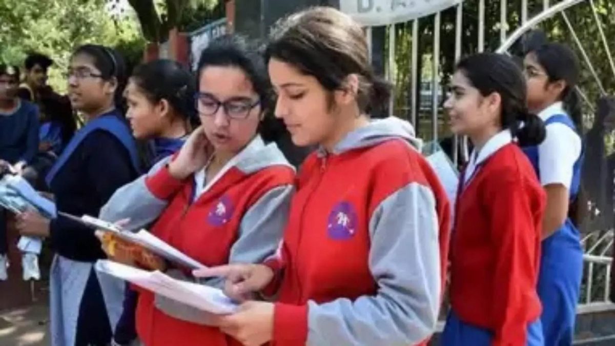 CBSE aims to bridge gap between school & higher education institutes