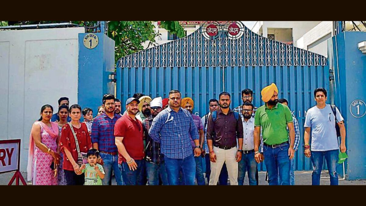 Parents, BCM school in deadlock over 35% fee hike for nursery kids